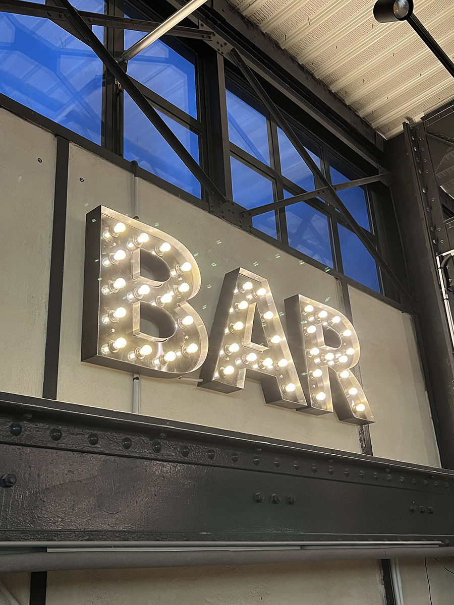 Enseigne lumineuse 2