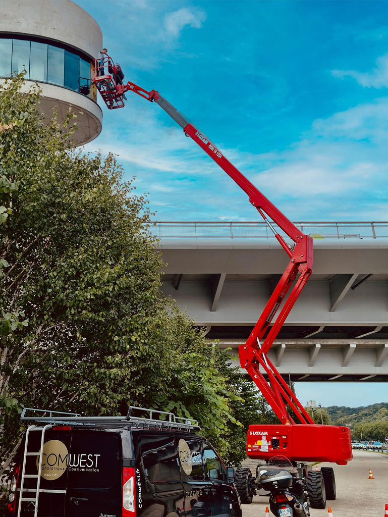 Pose enseignes Comwest